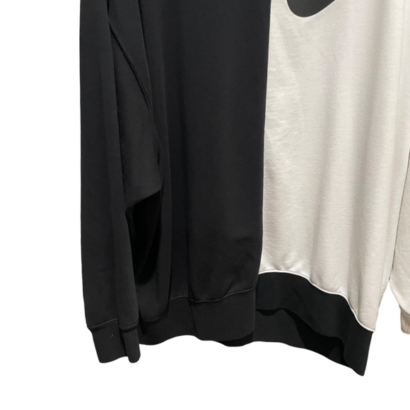 Nike Oversized Sportswear Sweatshirt Black and White Size Small - Picture 6 of 11